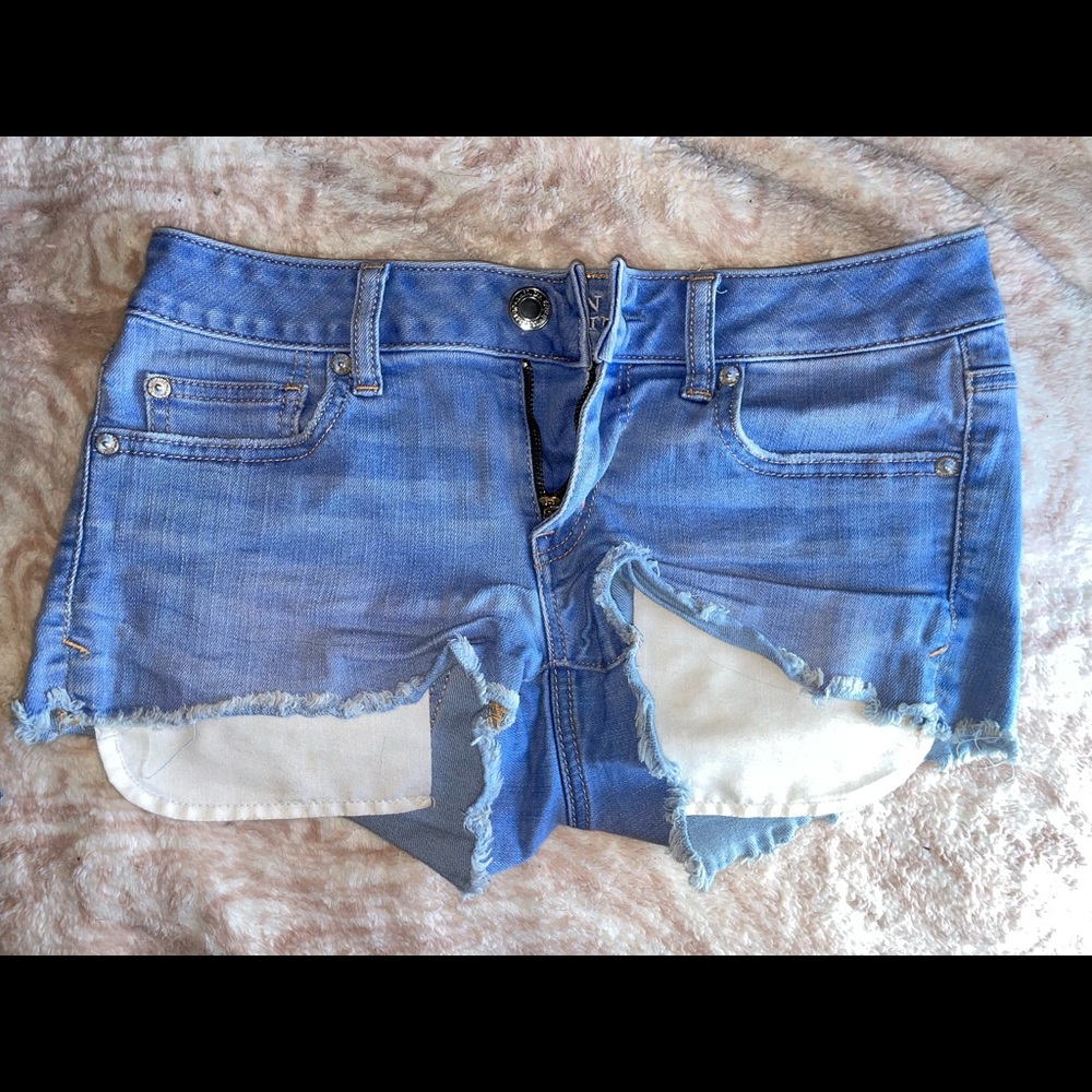 AW short shorts
